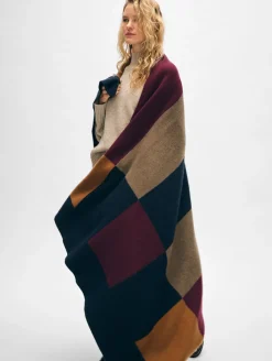 Hot White + Warren cashmere blanket MultiCombo