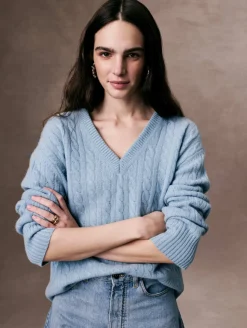 Sale White + Warren cashmere cable knit v neck SlateBlue