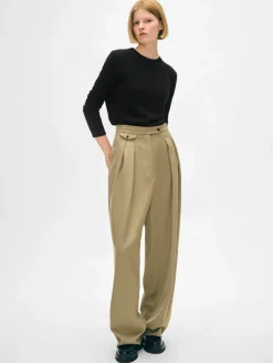 Fashion White + Warren cashmere crewneck Black