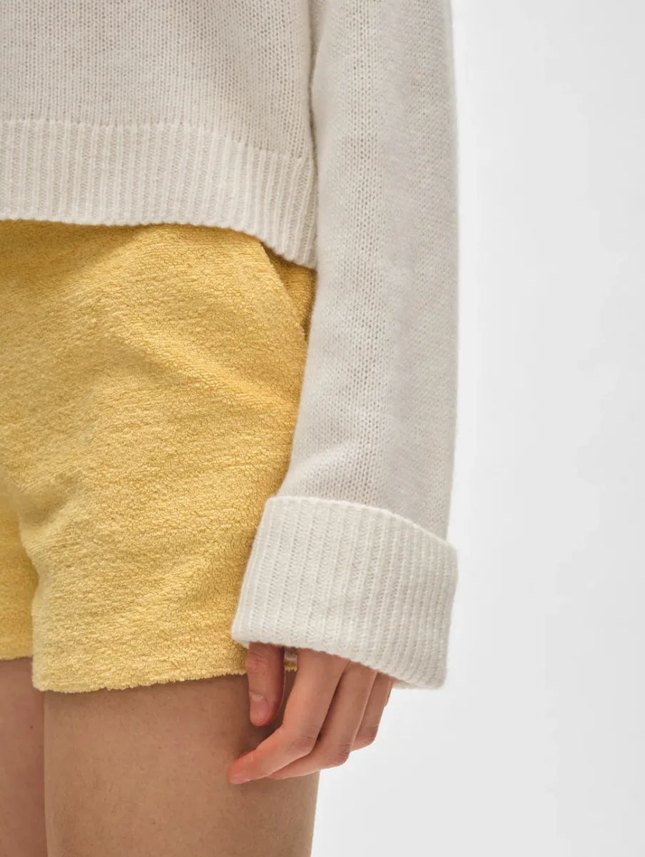 Sale White + Warren cashmere cuffed v neck SoftWhite