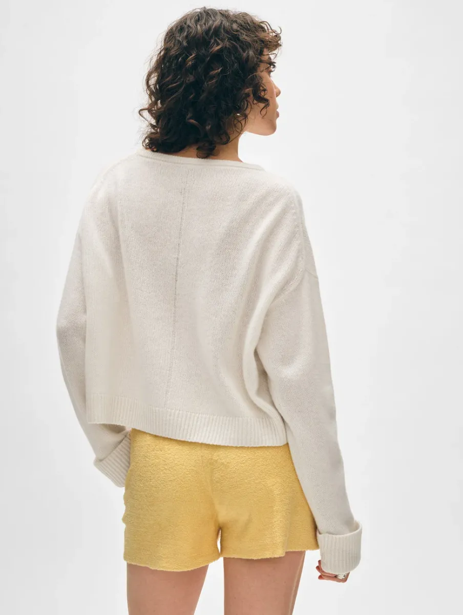 Sale White + Warren cashmere cuffed v neck SoftWhite