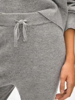 New White + Warren cashmere jogger GreyHeather