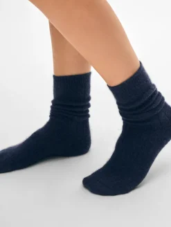 Clearance White + Warren cashmere ribbed socks DeepNavy