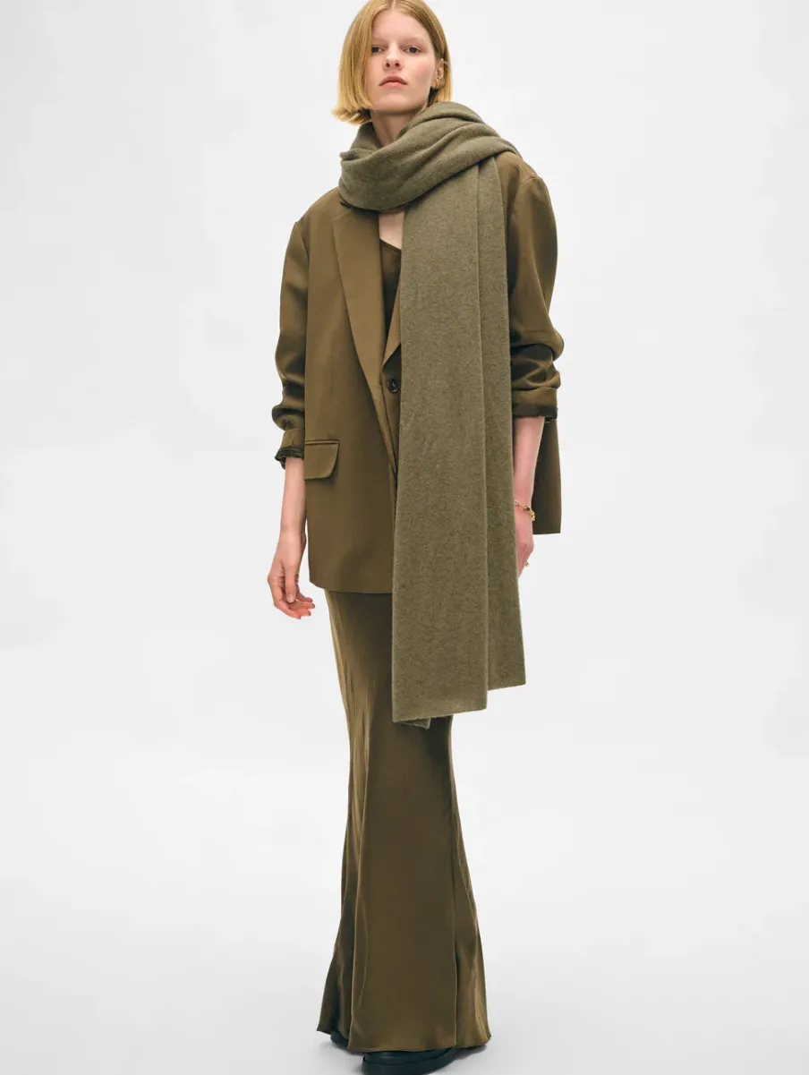 New White + Warren cashmere travel wrap Loden