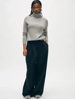 Hot White + Warren cashmere turtleneck GreyHeather