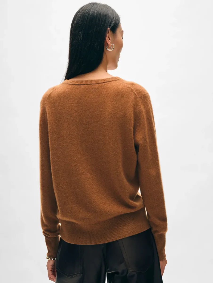 New White + Warren cashmere v neck CedarBrown