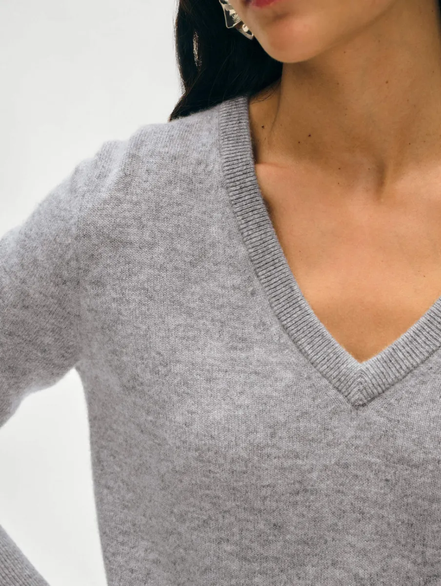 Clearance White + Warren cashmere v neck GreyHeather