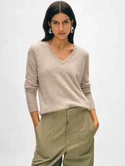 Sale White + Warren cashmere v neck SandWispHeather