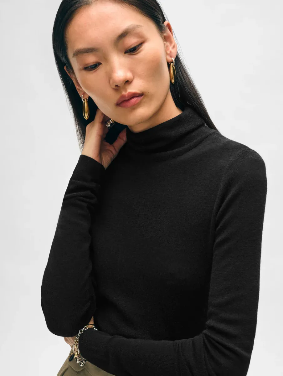 Hot White + Warren superfine merino fitted turtleneck Black
